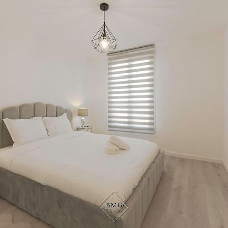 Faubourg Appartement Disneyland Bmyguest Serris Bagian luar foto